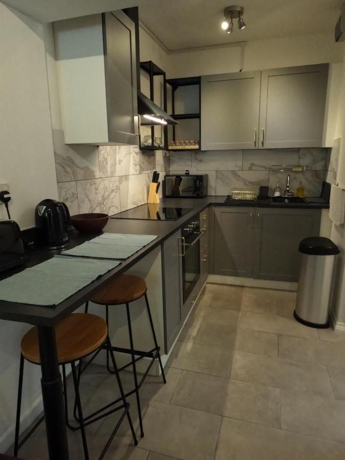 Studio Apartment In Saint Kew Exterior foto