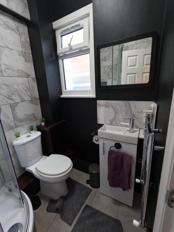 Studio Apartment In Saint Kew Exterior foto